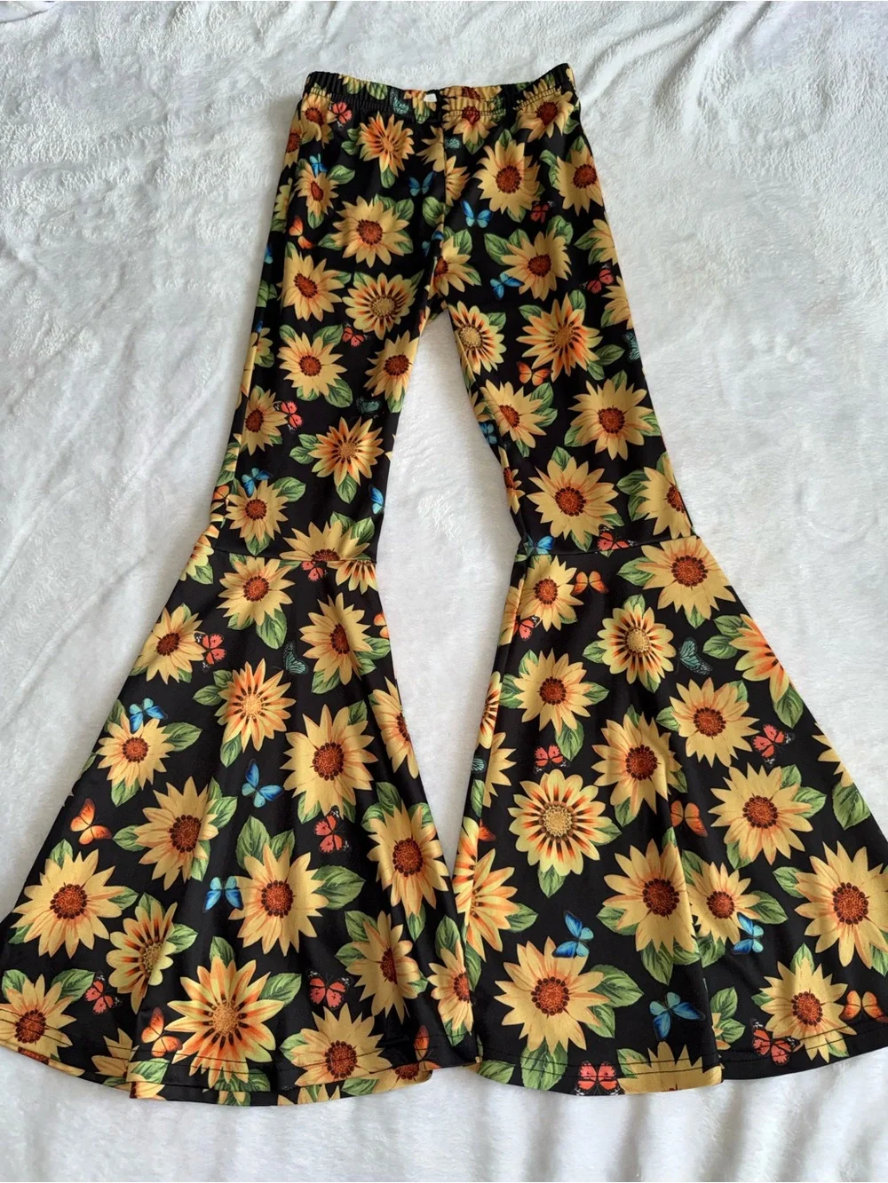 SHEIN Black Sunflower‎ Flare Pants